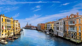 Cover articolo Cartolina da Venezia: Oltre i tornelli