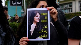 Copertina della news “Donna, vita e libertà”: le proteste in Iran
